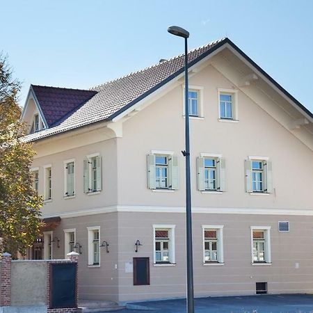 Hotel Veganfresh Medvode Exterior foto